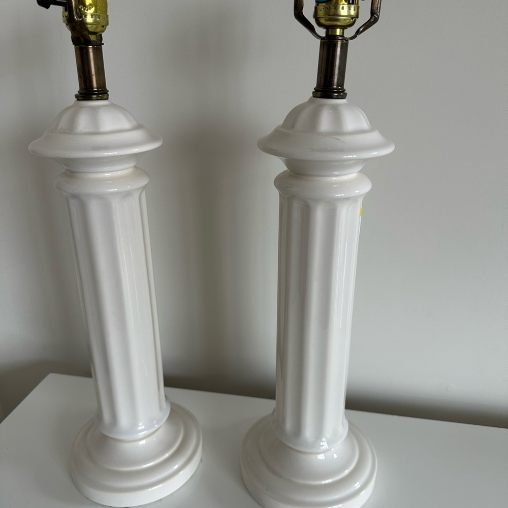 Elegant White Ceramic/Porcelain Column Table Lamps - Picture 2 of 7